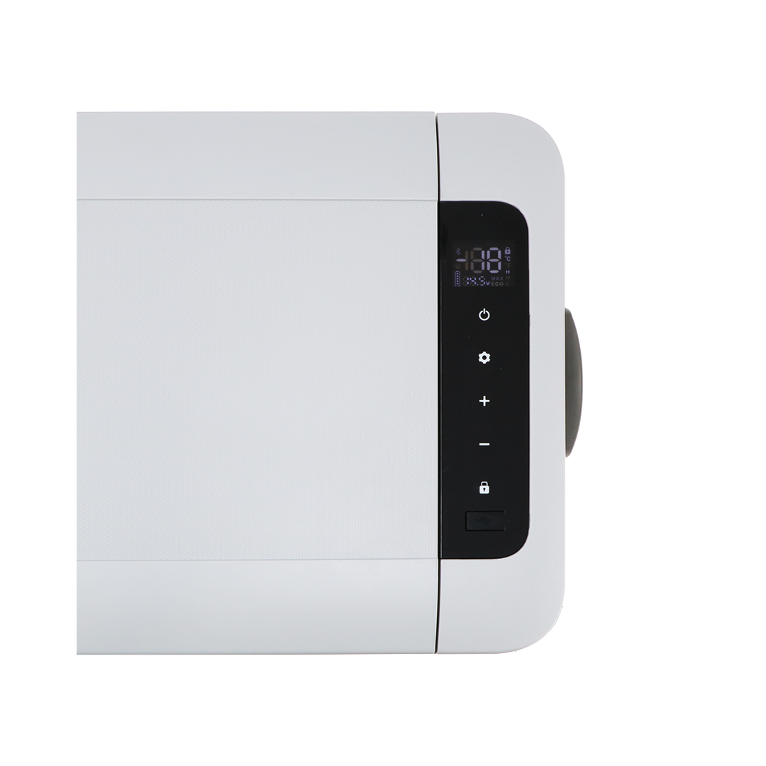 Mestic MCC-50 AC/DC Compressor Fridge/Freezer