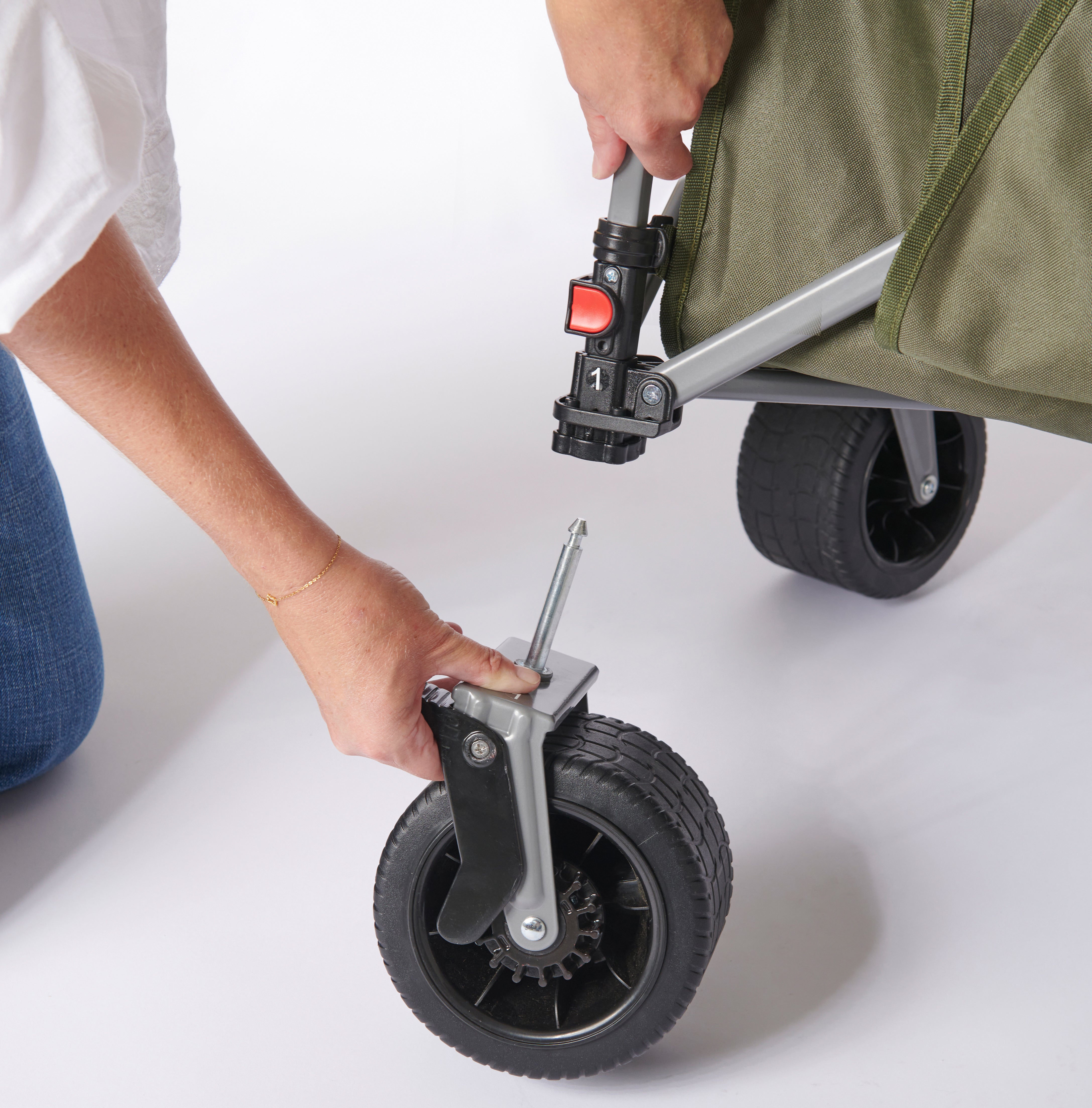 Coleman Ultimate Terrain Outdoor Wagon from Camperite Leisure