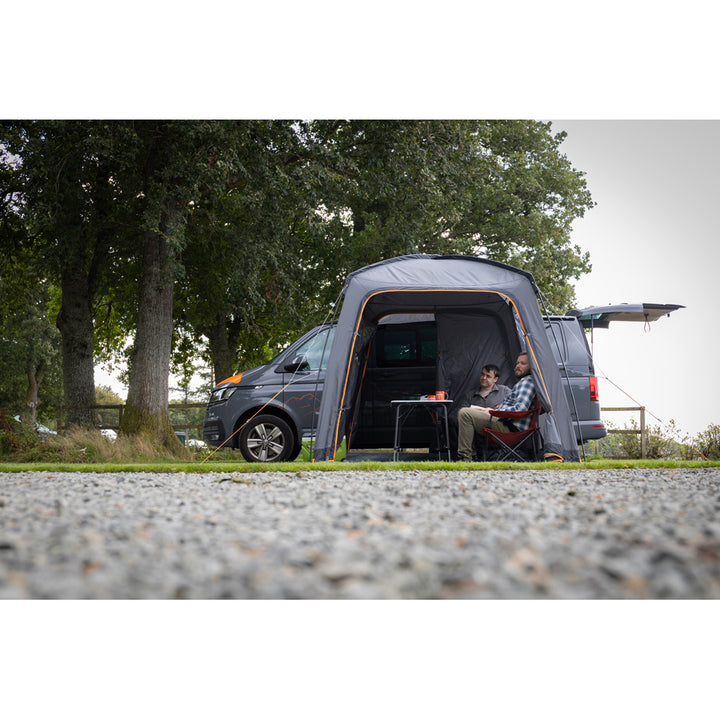Vango Tailgate Hub III Low Drive-Away Awning
