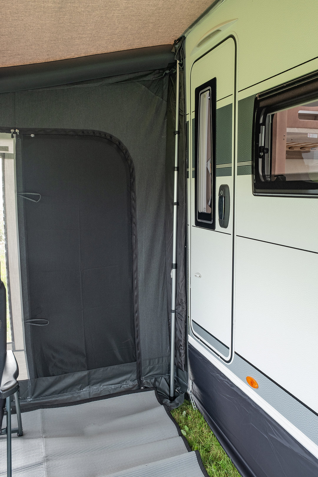 Telta Estate 390 Seasonal AIR Porch Awning